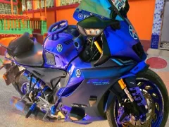 R15 V4 Racing Blue